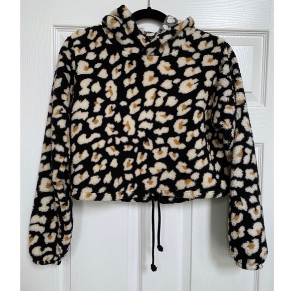 Wild Fable Faux Fur Cropped Hoodie - Size S - Picture 3 of 8